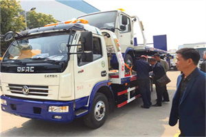 英山汽车道路救援拖车价格